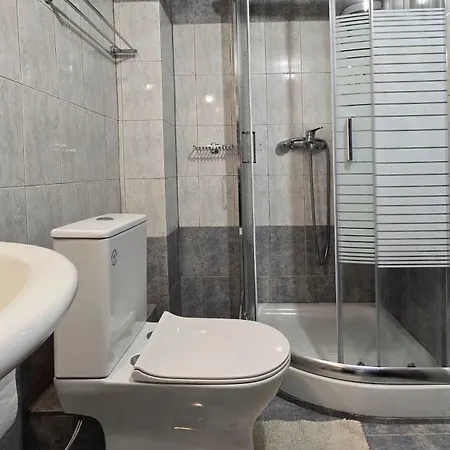 2 Bedroom * Polychrono