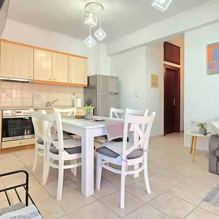 2 Bedroom Apartment Polychrono